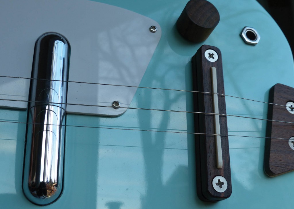 Loog electric middle